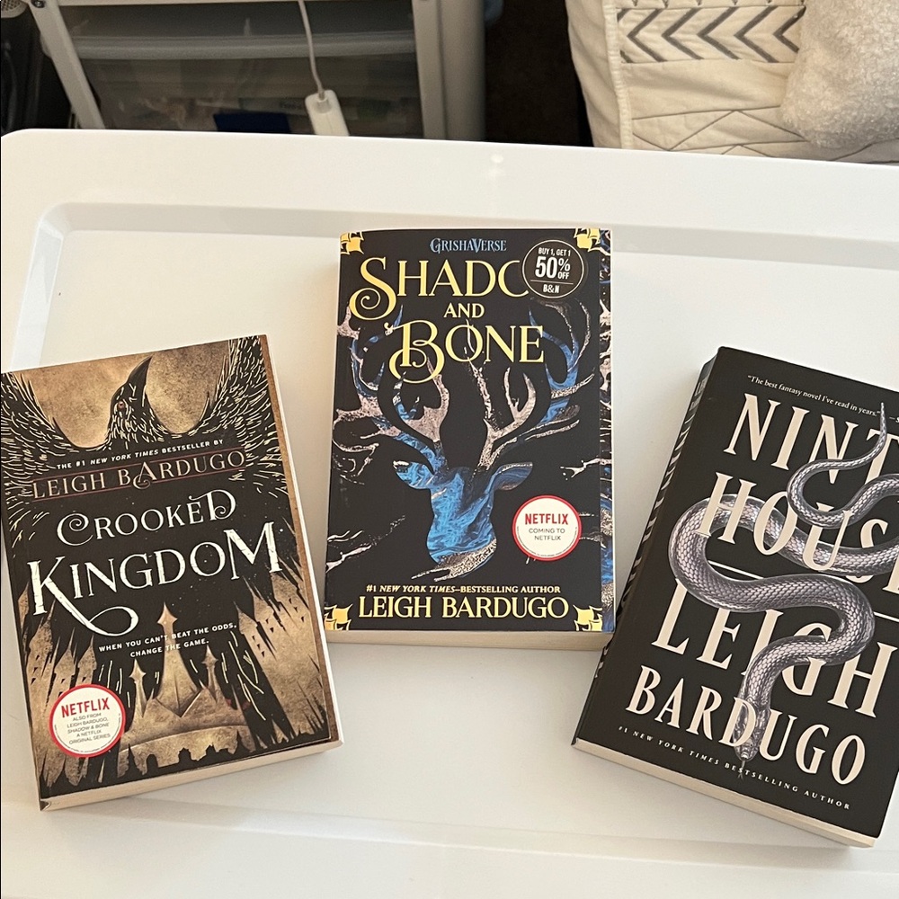 Leigh Bardugo Book Set